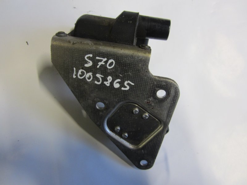 Volvo V70 ignition coil VOLVO S70 / V70 / C70 (P80) (1996-2005) Ignitio...