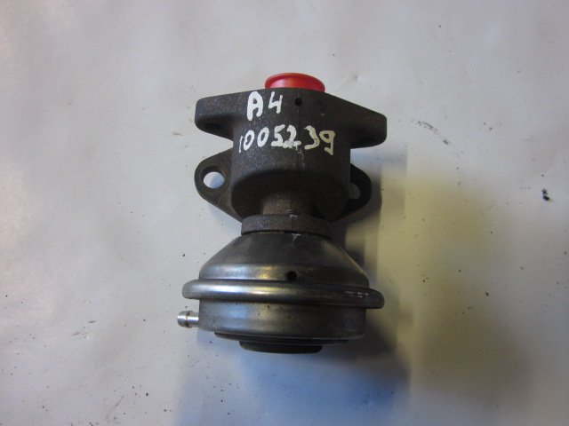 Audi A4 (B6) EGR Valve AUDI A4 (B6) (2000-2004) EGR Valve 059131503

P...