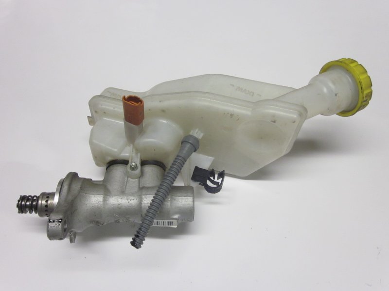 Peugeot 207 главный тормозной цилиндр PEUGEOT 207 (2006-2014) Brake Master Cylinder

...