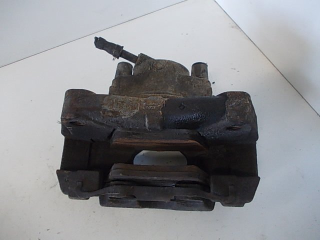 Volkswagen Transporter (T5, Caravelle, Multivan) Brake caliper Front left VW TRANSPORTER T5 / MULTIVAN (7H, 7E, 7J) (2003...
