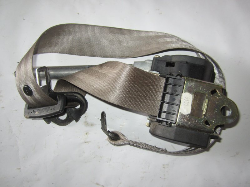 Audi A6 (C4) Seat Belt Front Right AUDI A6 / A6 ALLROAD (C5) (1997-2005) Seat Belt...