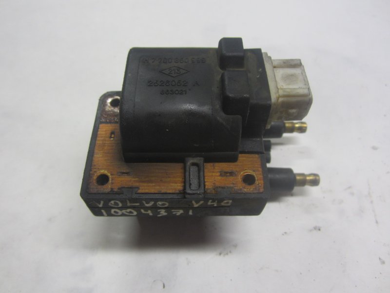 Volvo C70 ignition coil VOLVO S40 / V40 (VS, VW) (1995-2004) Ignition C...
