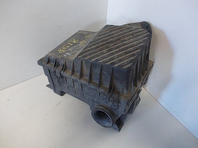 Volkswagen Passat Air Cleaner (filter box) VW PASSAT (B3, B4) (1988-1997) Air Cleaner (fil...