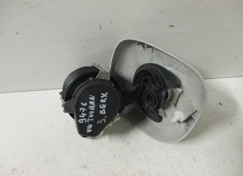 Volkswagen Touran Seat Belt Rear Center VW TOURAN (1T1, 1T2) (2003-2010) Seat Belt Rear...