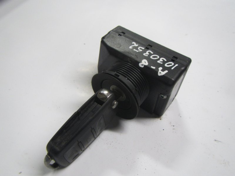 Audi A8 (D2) Ignition switch lock (ignition barrel) AUDI A8 (4E) (2002-2010) Ignition switch lock (...