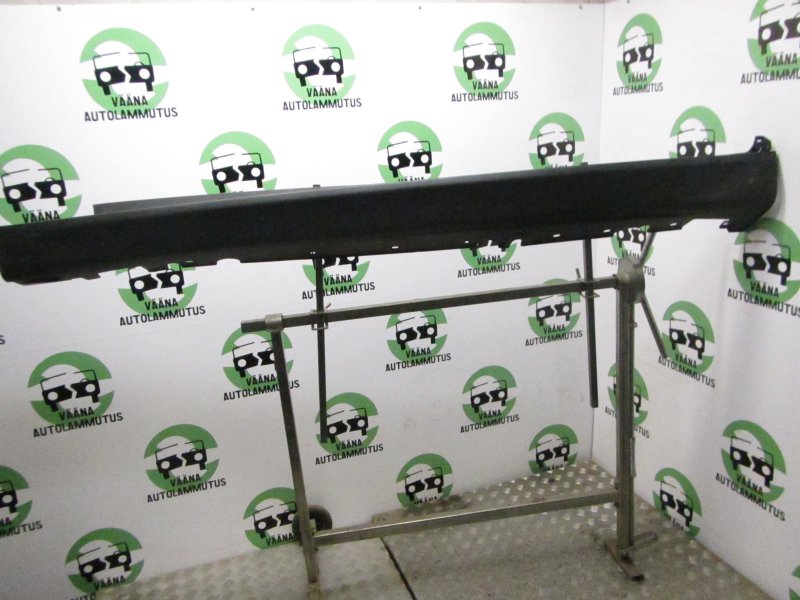 BMW X5 (E70) vasen sivuhelma BMW X5 (E70) (2007-2013) Side Skirt Left 517771...