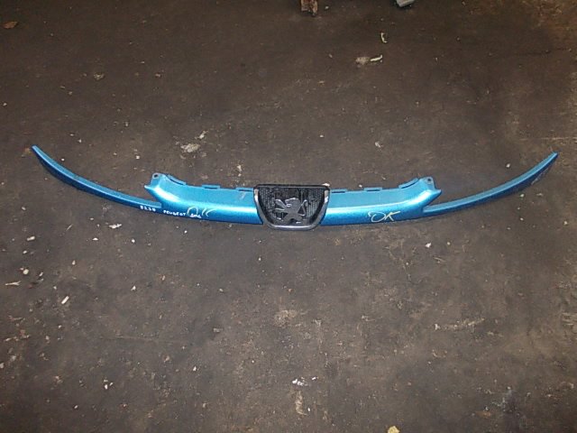 Peugeot 206 Radiator Grille frame PEUGEOT 206 (2A) (1998-2012) Radiator Grille fr...