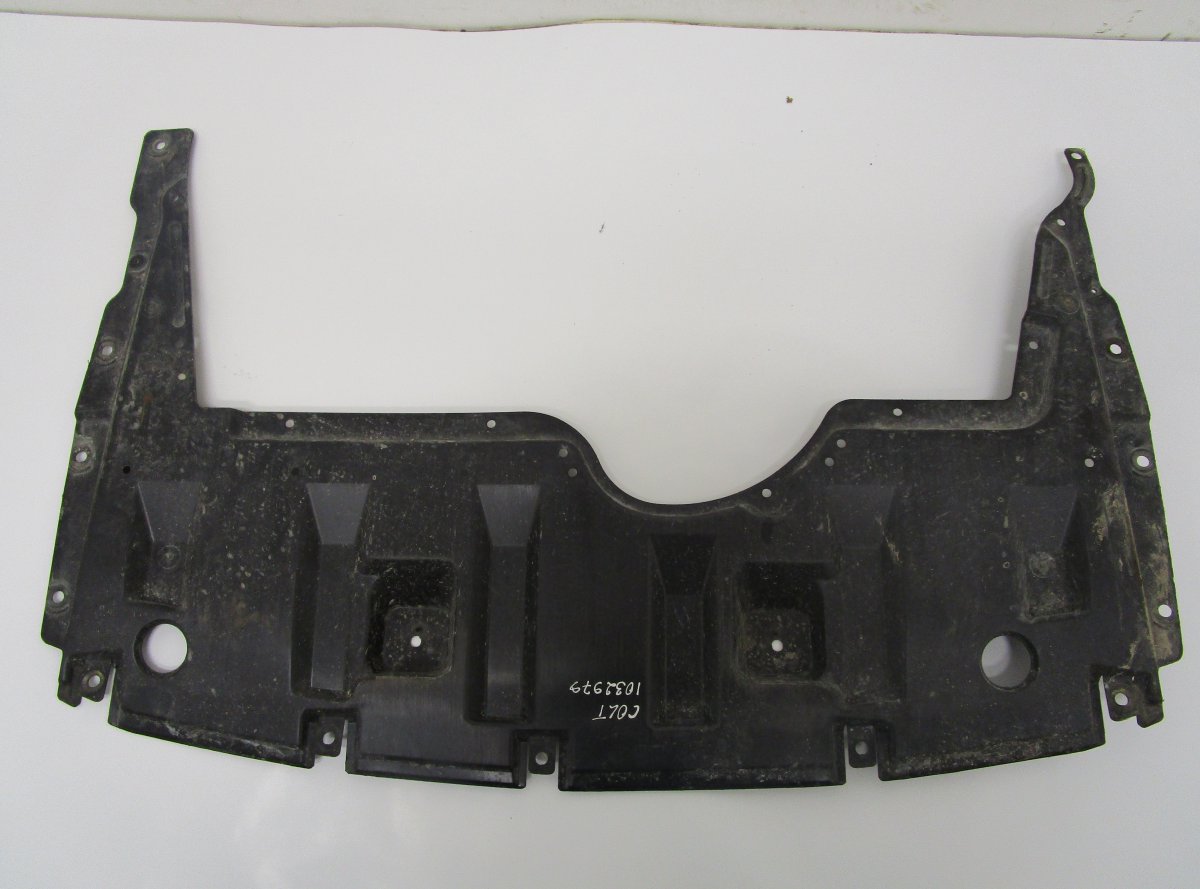 Mitsubishi Colt Engine splash shield