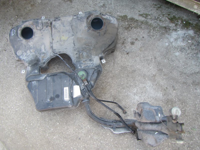 Audi A4 (B6) polttoainetankki AUDI A4 (B7) (2004-2008) Fuel Tank 8E0201060FN
...
