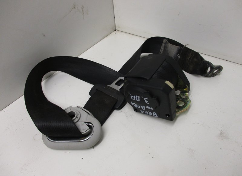 Volkswagen Bora Seat Belt Rear Right VW BORA / JETTA IV (1J2, 1J6) (1998-2005) Seat ...