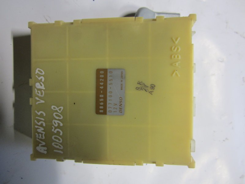 Toyota Avensis Verso Control units, other TOYOTA AVENSIS VERSO (XM20) (2001-2009) Control...