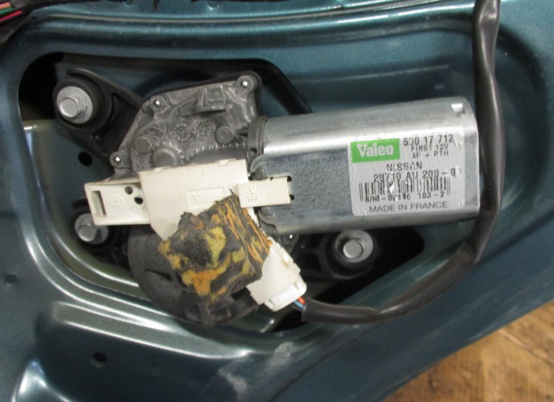 Nissan Primera Wiper Motor bootlid / tailgate NISSAN PRIMERA (P12) (2002-2008) Wiper Motor bo...