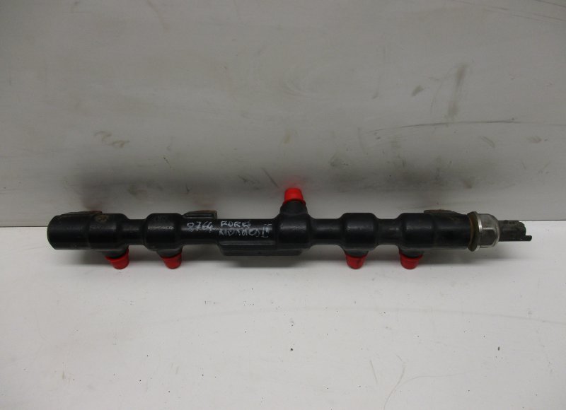 Ford Mondeo Fuel Distributor / fuel rail FORD MONDEO Mk III (2000-2007) Fuel Distributor...