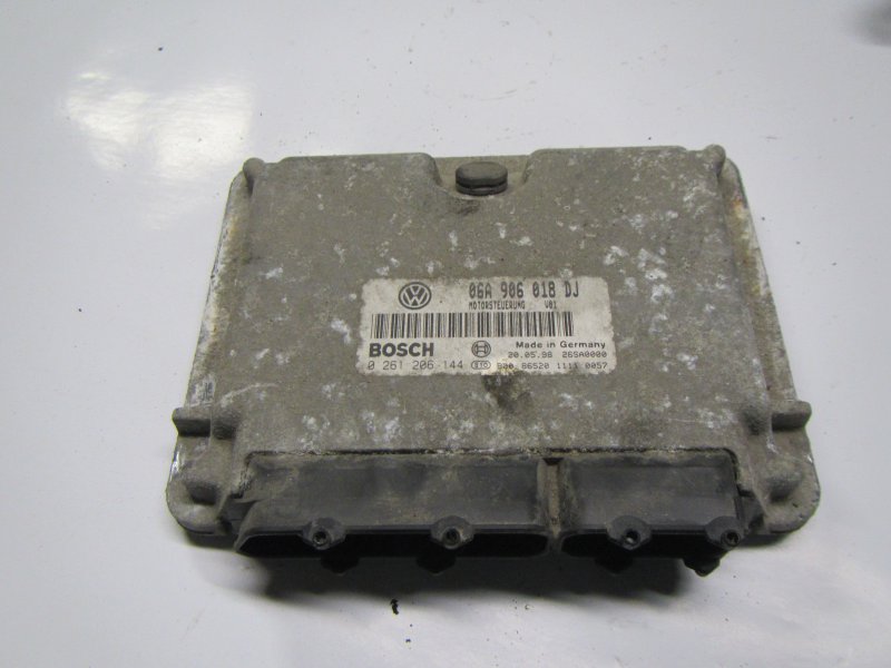 Skoda Octavia Engine Control Unit / module (ECU) SKODA OCTAVIA I (1U) (1996-2010) Engine Control...
