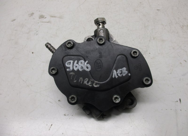 Volkswagen Touareg Vacuum Pump, engine VW TOUAREG I (7L) (2002-2010) Vacuum Pump, engi...