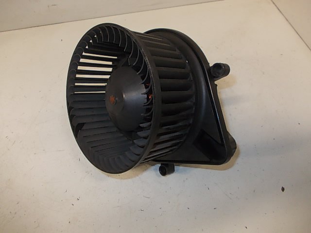 Audi A4 (B5) Heater Fan AUDI A4 (B6) (2000-2004) Heater Fan 8E1820021

...