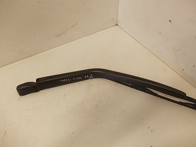 Renault Megane Rear window wiper arm RENAULT MEGANE I (1995-2003) Rear Window Wiper ...