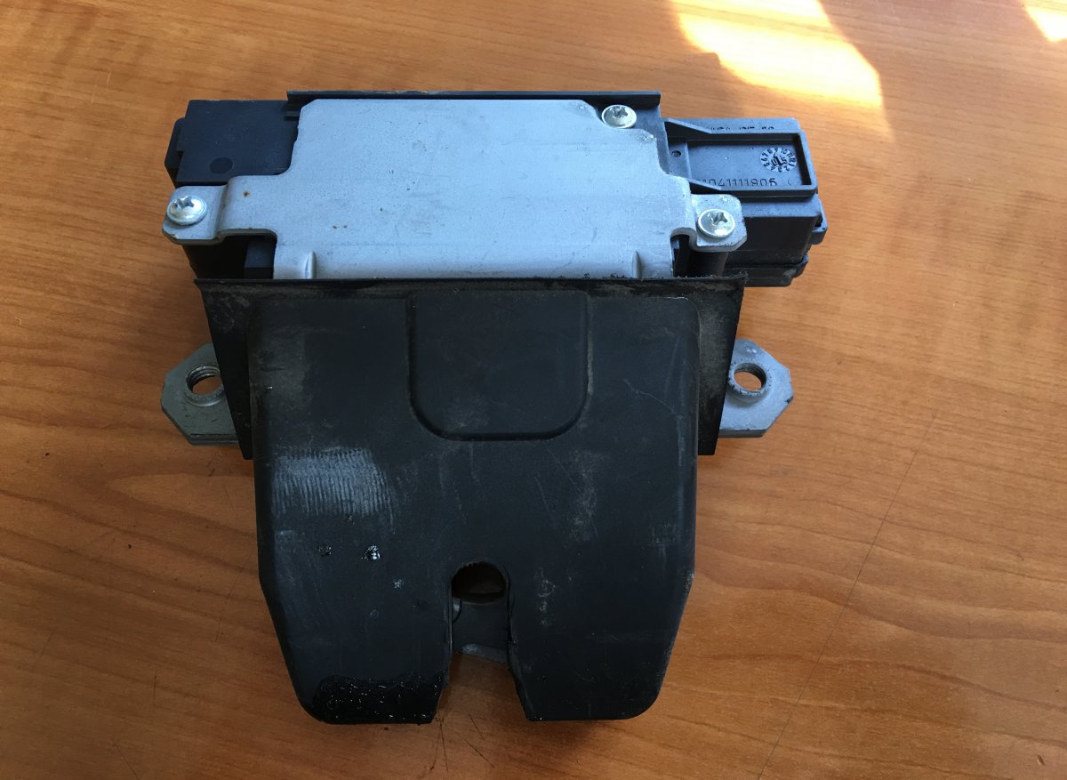 Ford Focus Bootlid / tailgate lock