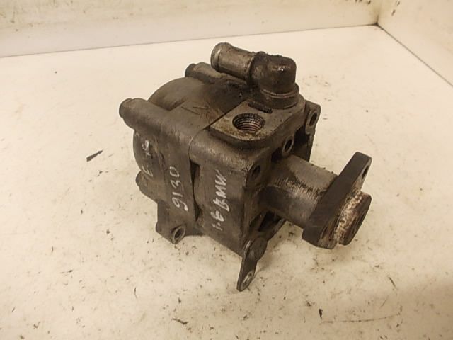 BMW 3 (E36) power steering pump BMW 3 (E46) (1998-2005) Power steering pump

Ge...