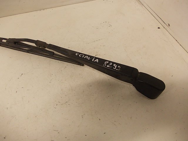 Skoda Octavia Rear window wiper arm SKODA OCTAVIA I (1U) (1996-2010) Rear Window Wi...