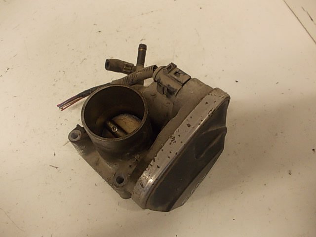 Skoda Fabia Throttle body Throttle body — SKODA FABIA I (6Y) (1999-2008) ...