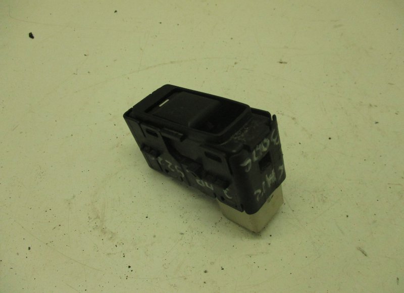 Chrysler 300C Switch For Electric Windows Front Right Switch For Electric Windows Front Right — CHRYS...