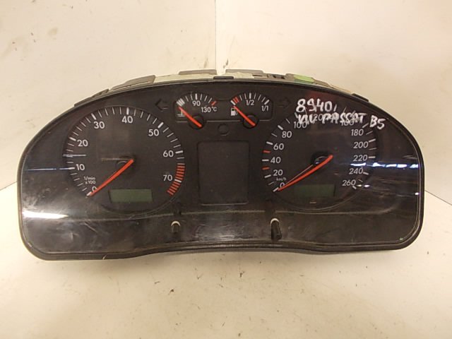 Volkswagen Passat prietaisai