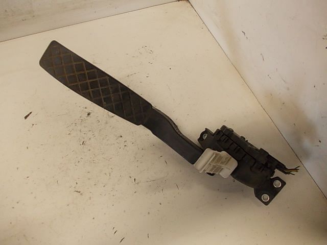 Volkswagen Touareg Accelerator Pedal VW TOUAREG I (7L) (2002-2010) Accelerator Pedal...