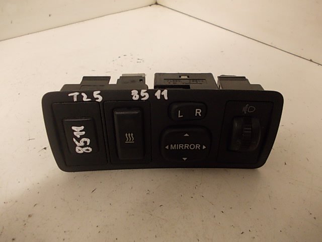 Toyota Avensis (T22) Mirror Switch TOYOTA AVENSIS (T250) (2003-2008) Mirror Switch...