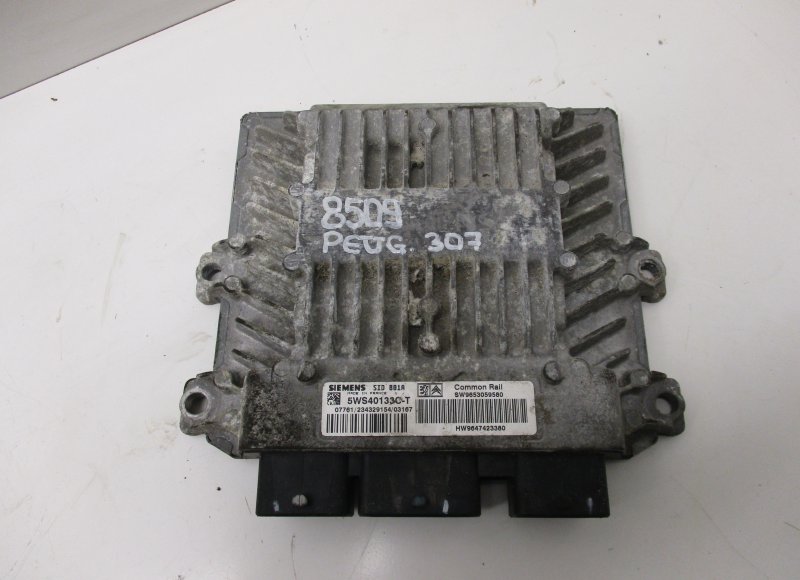 Peugeot 307 Engine Control Unit / module (ECU) PEUGEOT 307 (2000-2007) Engine Control Unit / m...