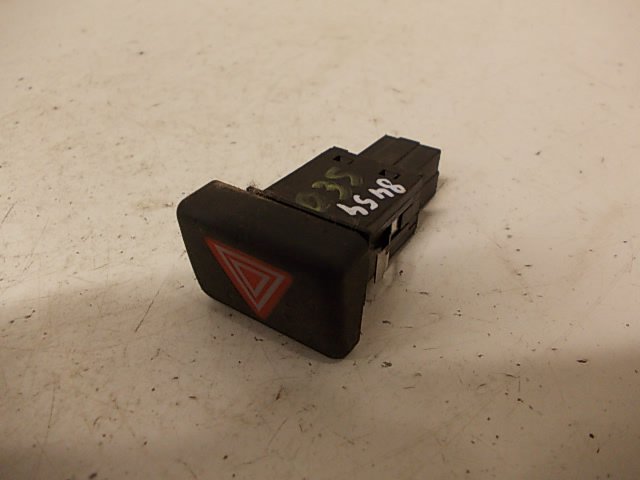 Audi A4 (B5) Hazard switch AUDI A4 (B6) (2000-2004) Hazard switch 8E094150...