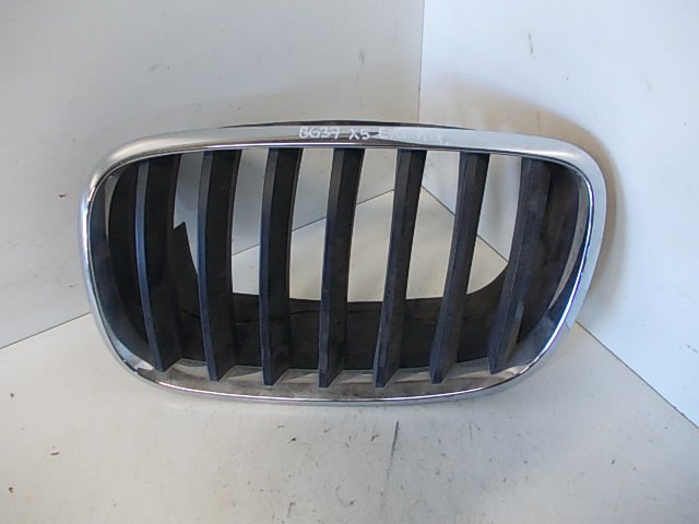 BMW X5 (E70) Radiator Grille left part BMW X5 (E70) (2007-2013) Radiator Grille left p...