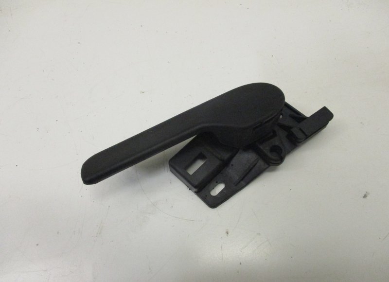 Skoda Fabia Bonnet release handle / switch in cabin SKODA FABIA I (6Y) (1999-2008) Bonnet release h...