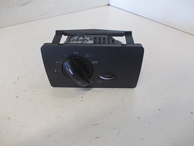Ford Mondeo Headlight Switch FORD MONDEO Mk III (2000-2007) Headlight Switch...