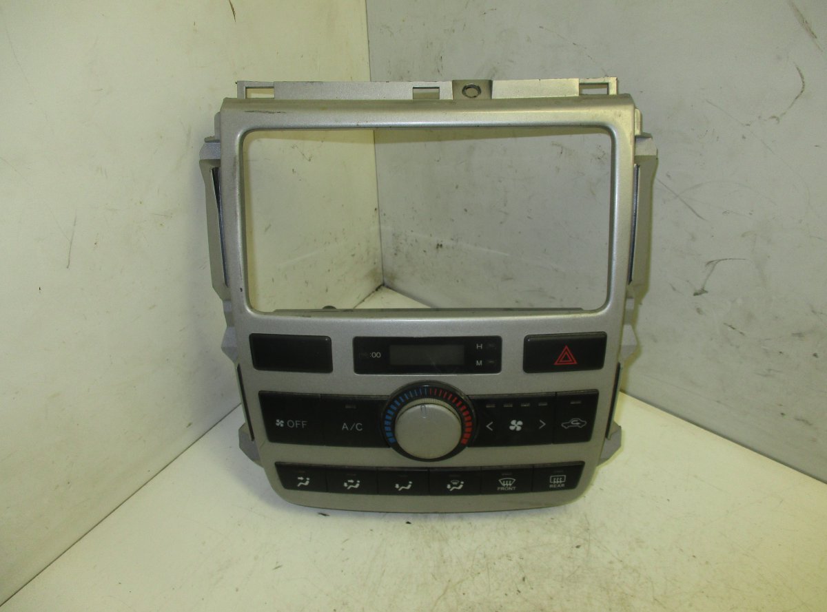 Toyota Avensis Verso Heater control panel TOYOTA AVENSIS VERSO (XM20) (2001-2009) Heater ...