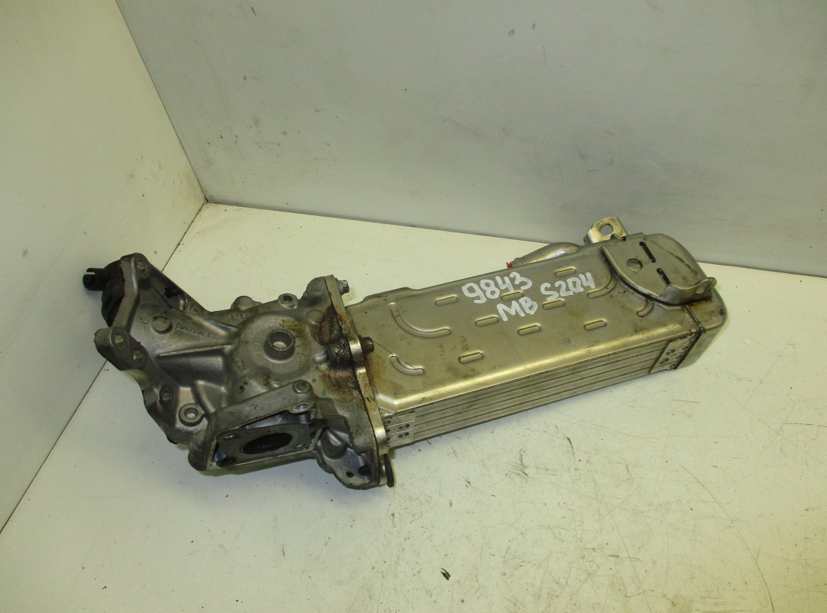 Mercedes-Benz A (W169) EGR jäähtytin MERCEDES-BENZ C-CLASS (W204) (2007-2013) EGR co...