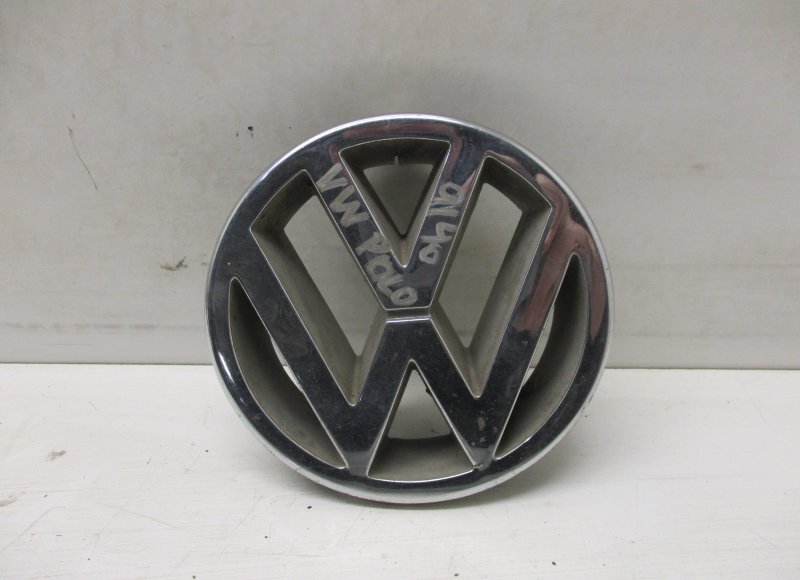 Volkswagen Polo Badge emblem front VW POLO (6N, 6V) (1994-2001) Badge emblem front...
