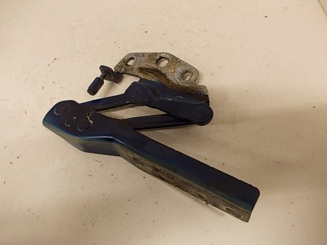 Volkswagen Passat Bonnet Hinge Left VW PASSAT B6 (3C) (2005-2010) Bonnet Hinge Left...