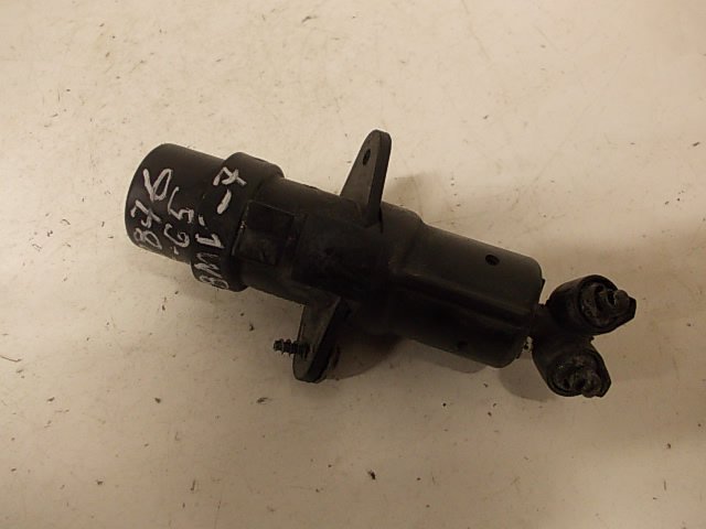 BMW 7 (E65 / E66 / E67 / E68) Headlight Washer Nozzle Right BMW 7 (E65, E66) (2001-2009) Headlight Washer N...