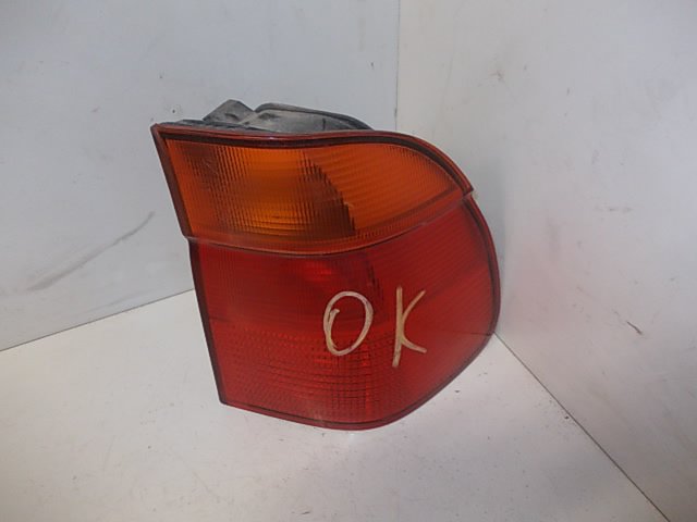 BMW 5 (E39) Tail light, right BMW 5 (E39) (1995-2004) Tail light, right

Gene...