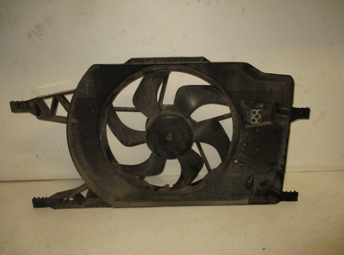 Renault Espace Radiator Fan Electric RENAULT ESPACE IV (JK0/1) (2002-2015) Radiator ...