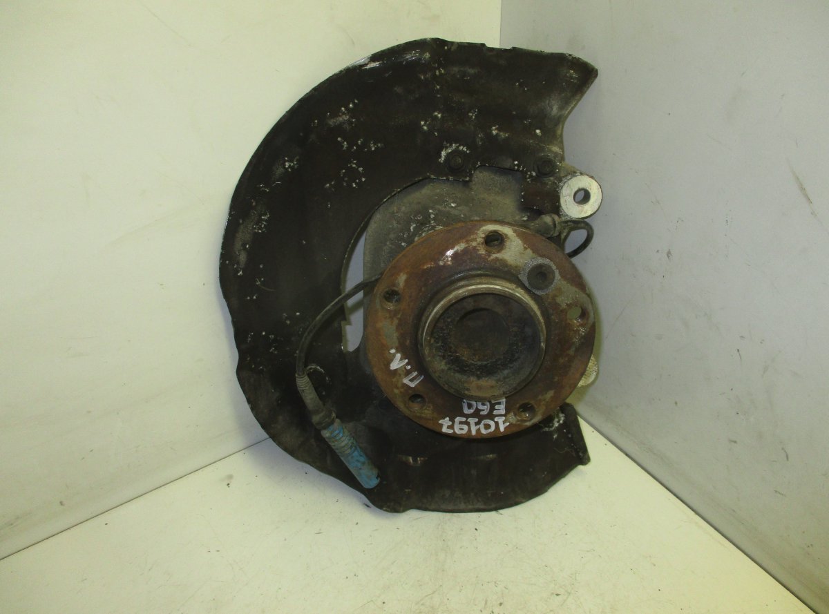 BMW 5 (E60 / E61) Front left wheel bearing housing BMW 5 (E60, E61) (2003-2010) front left wheel b...
