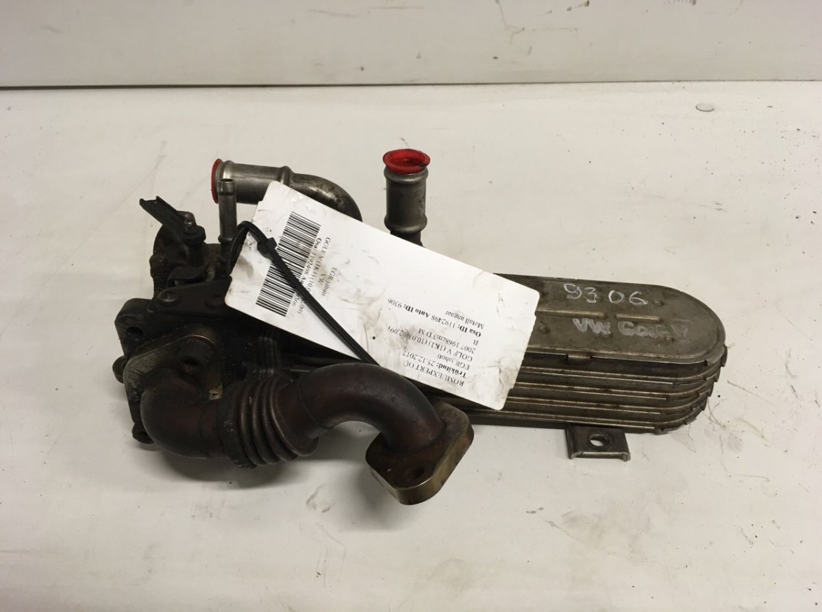 Volkswagen Golf 5 EGR Valve VW GOLF V (1K) (2003-2009) EGR Valve

Generatio...