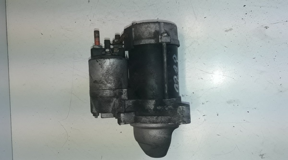 BMW 5 (E39) Starter Motor BMW 5 (E60, E61) (2003-2010) Starter motor

Gen...