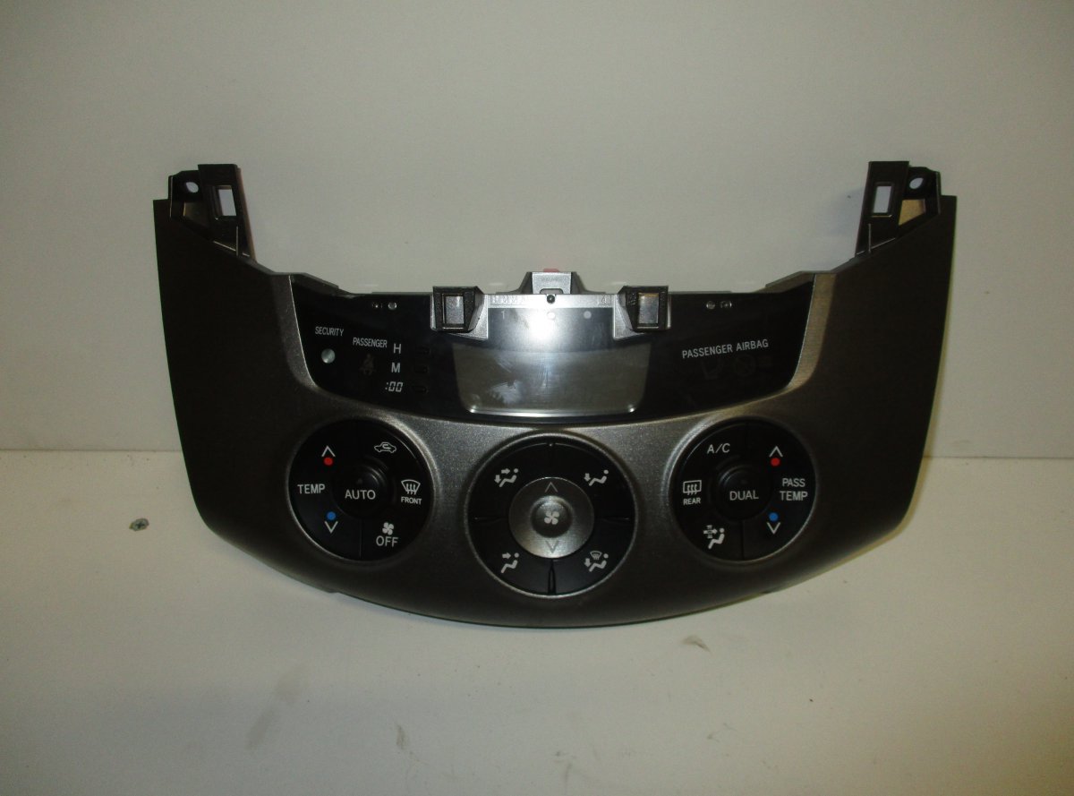 Toyota RAV4 (XA30) Heater control panel Heater control panel — TOYOTA RAV 4 III (XA30) ...