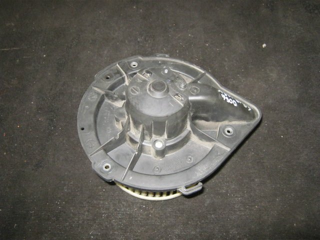 Audi 80 (B3) Heater Fan AUDI 80 / 90 (B3) (1986-1991) Heater Fan H14829...
