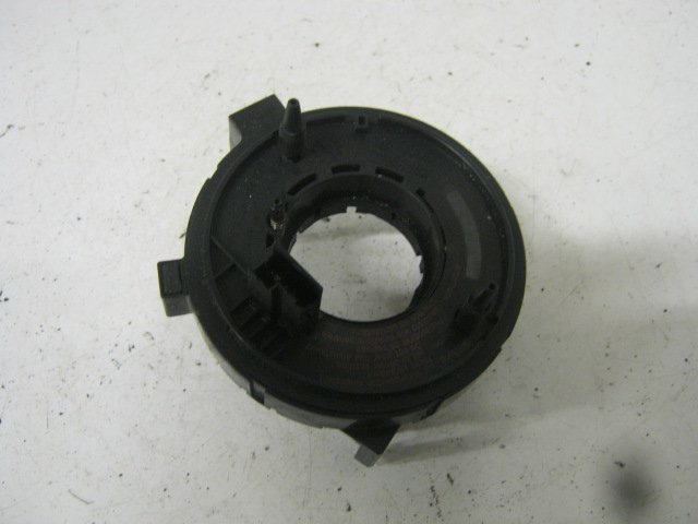 Volkswagen Golf 3 Steering Wheel Slip Ring Squib Steering Wheel Slip Ring Squib — VW GOLF IV (1J...