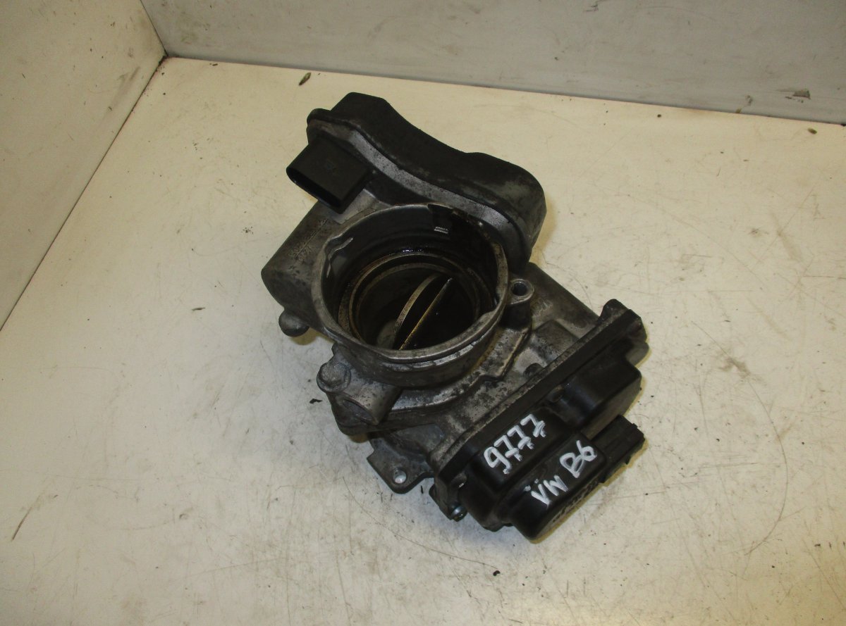 Volkswagen Passat Throttle body VW PASSAT B6 (3C) (2005-2010) Throttle body 03G...