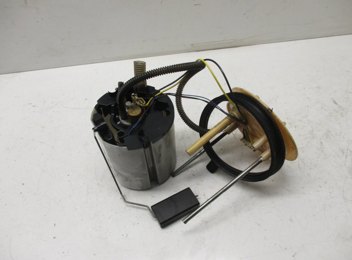 Volkswagen Jetta Fuel delivery pump VW JETTA III (1K2) (2005-2010) Fuel delivery pu...