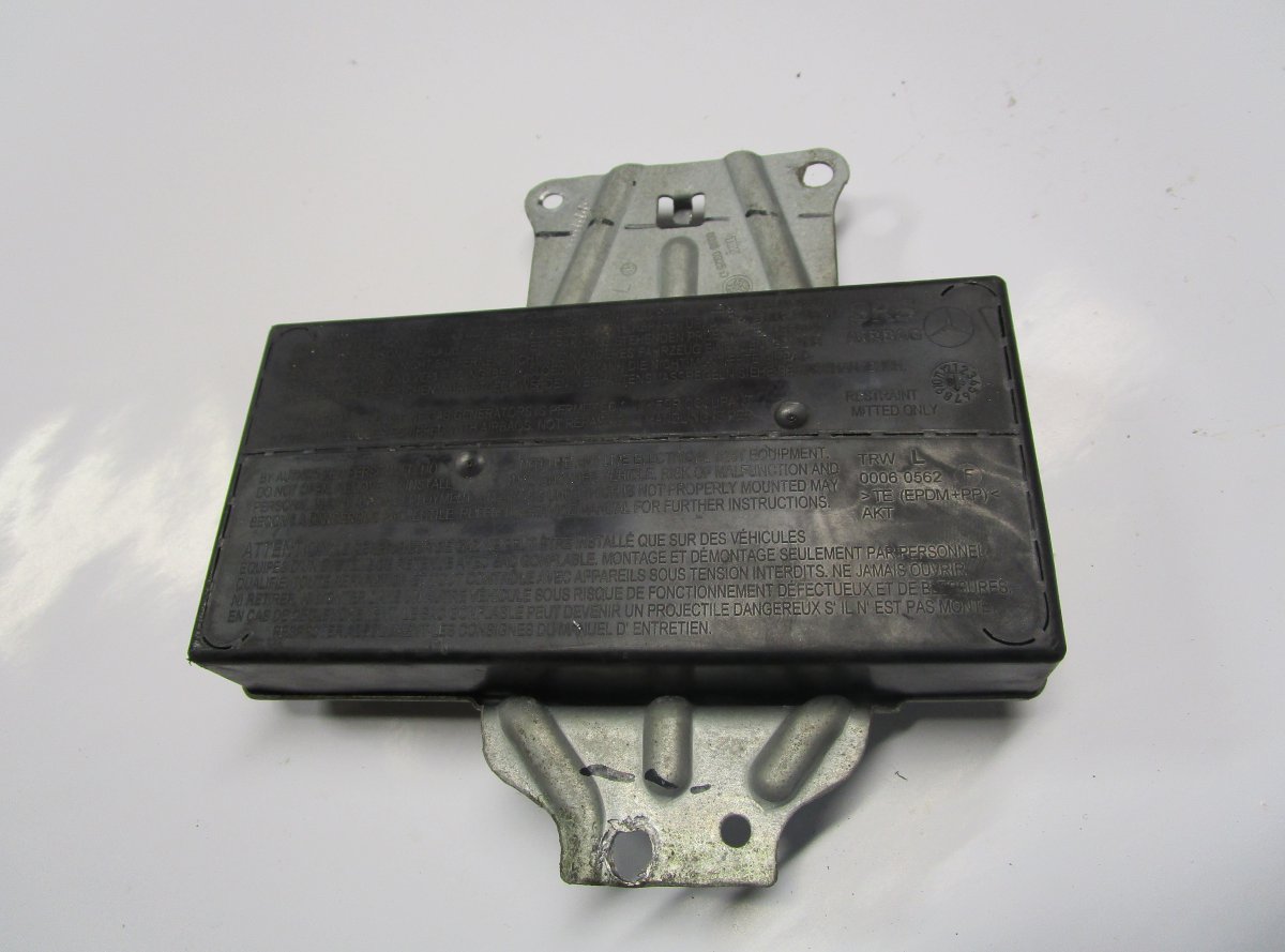 Mercedes-Benz CLK (W208) Side Door Airbag Front Left Side Door Airbag Front Left — MERCEDES-BENZ CLK...